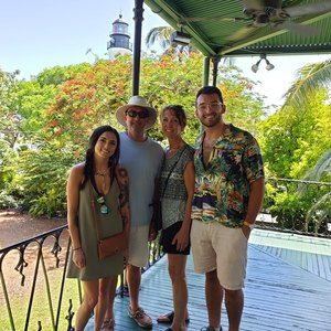 Meet your Posher, Paula